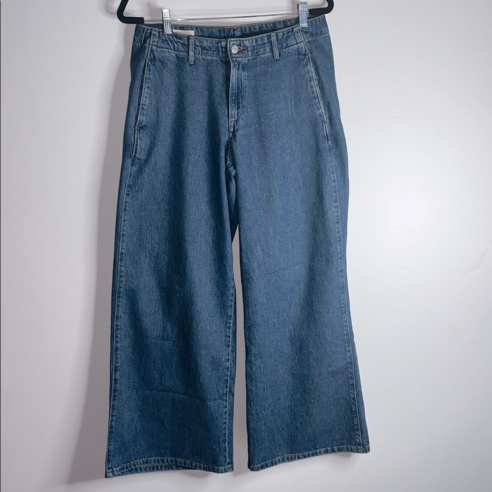 Levi's® Premium XL CHINO WOMEN'S JEANS in Big Yikes - Medium Wash - Picture 7 of 9